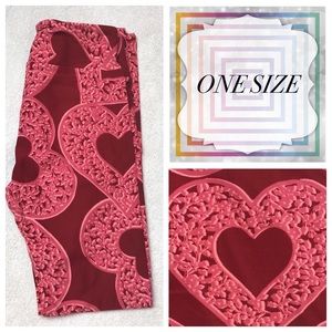 Lularoe valentines leggings